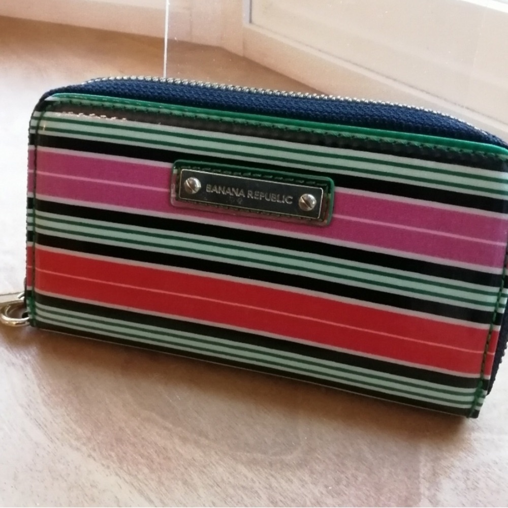 Banana Republic Multicolored Zip Wallet